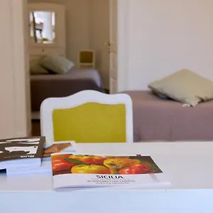 Bed and breakfast Bianko Ecochic & L'angolo Di Levante, Enna