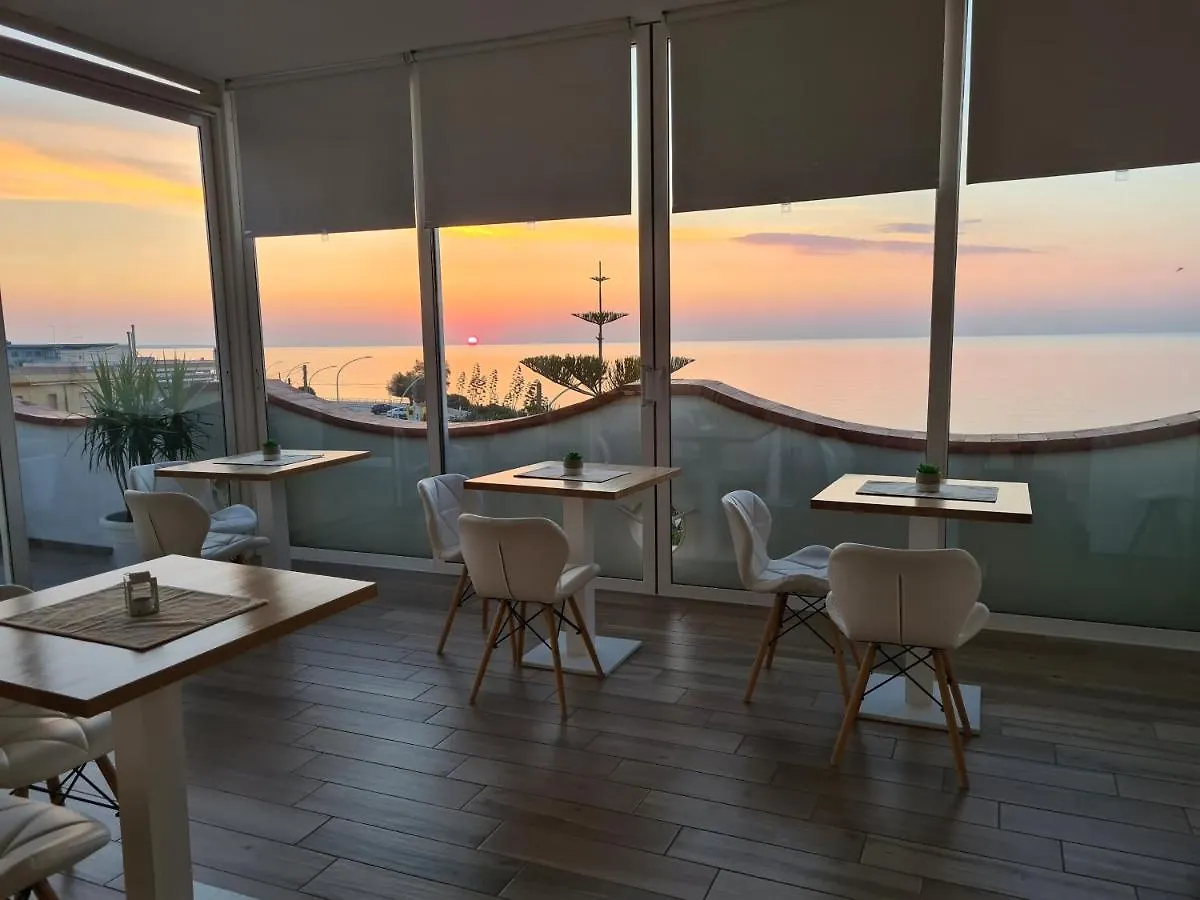 Pantanello Rooms Avola 3*,