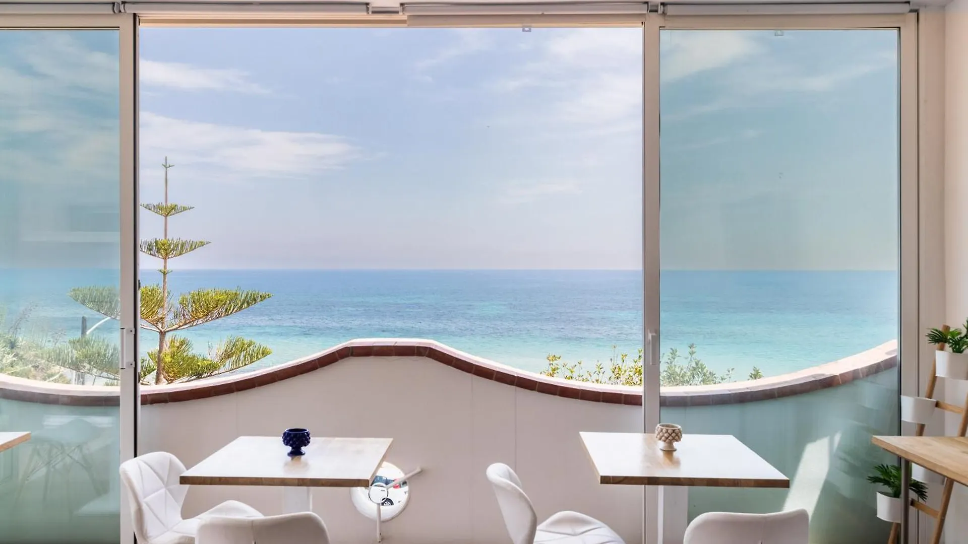 Pantanello Rooms Avola 3*,